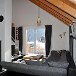 Chasa Doess 3 Apartamento