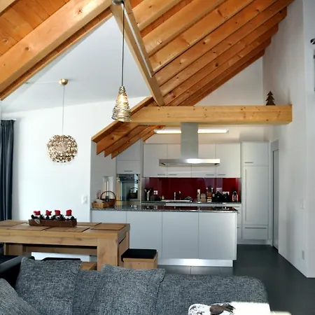 Chasa Doess 3 * 施库尔