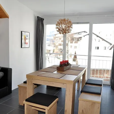 Chasa Doess 3 公寓 *